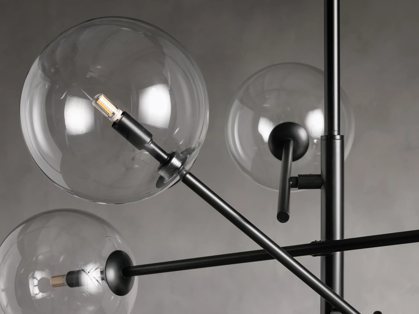 Nascoe Chandelier