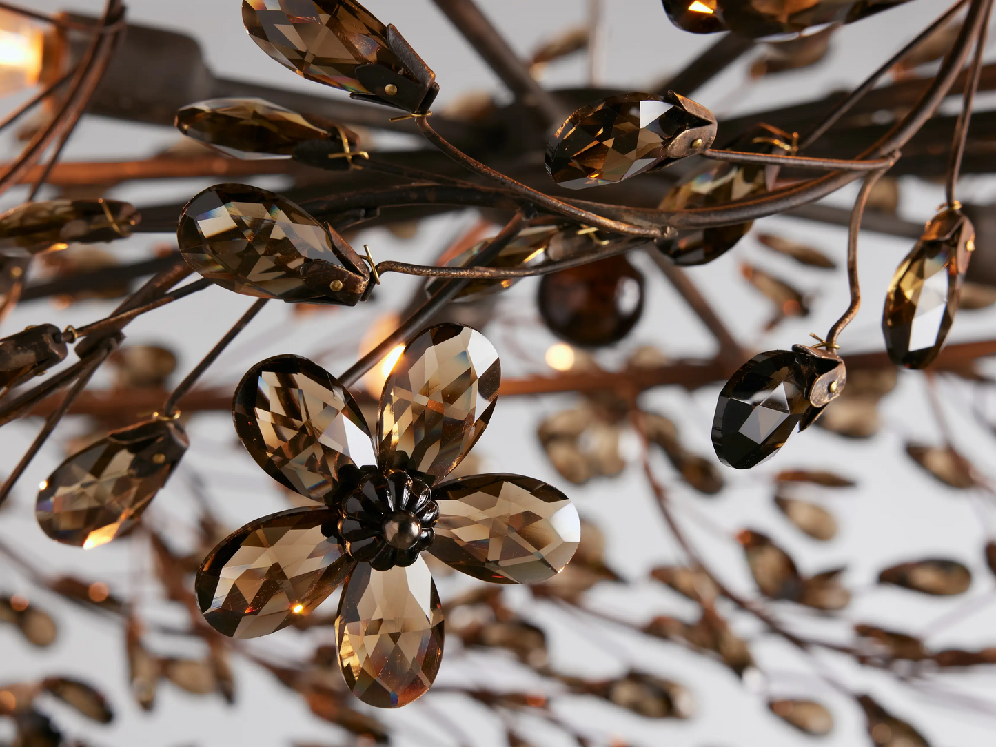 Biore Oval Chandelier