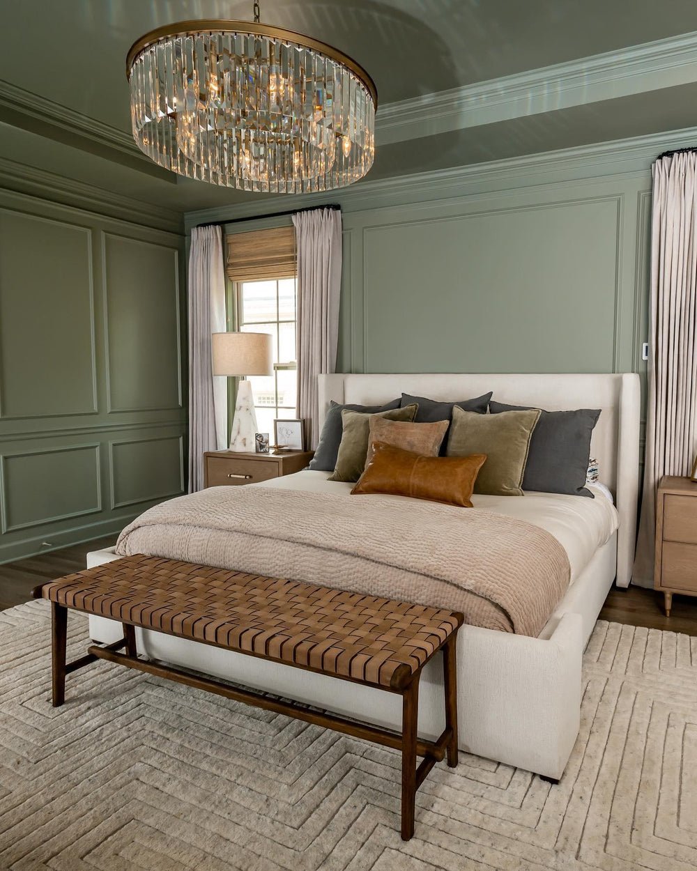 Leylind Round Chandelier - Lightings Menu