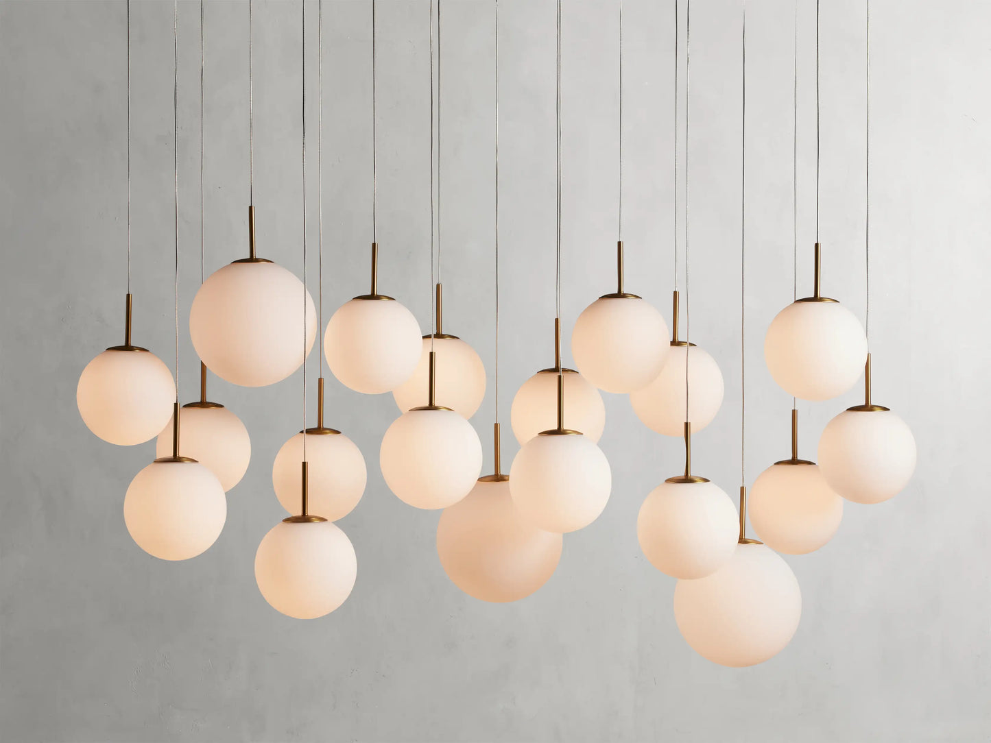 Vayson Linear Chandelier