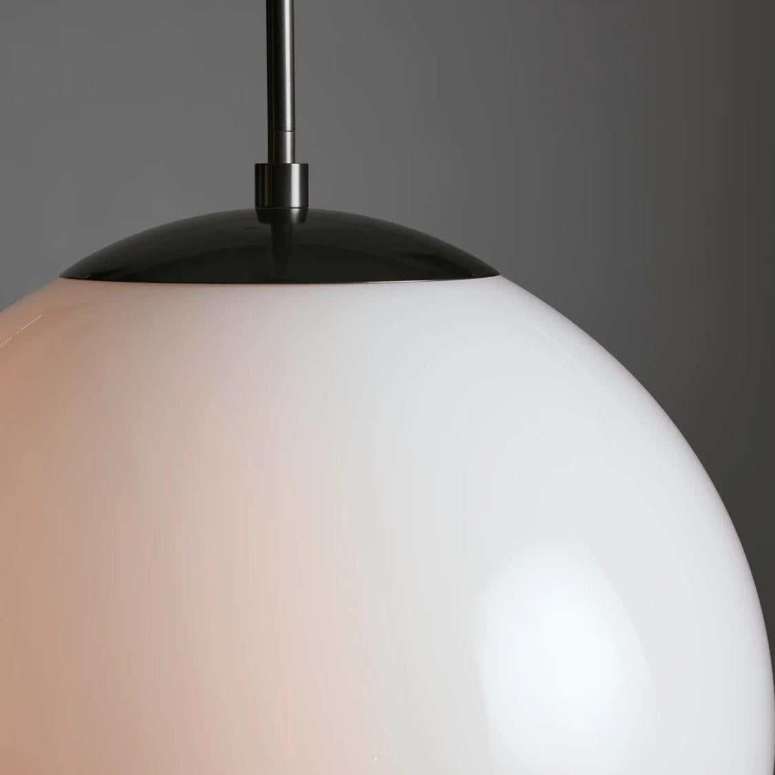 Sobath XL Globe Pendant