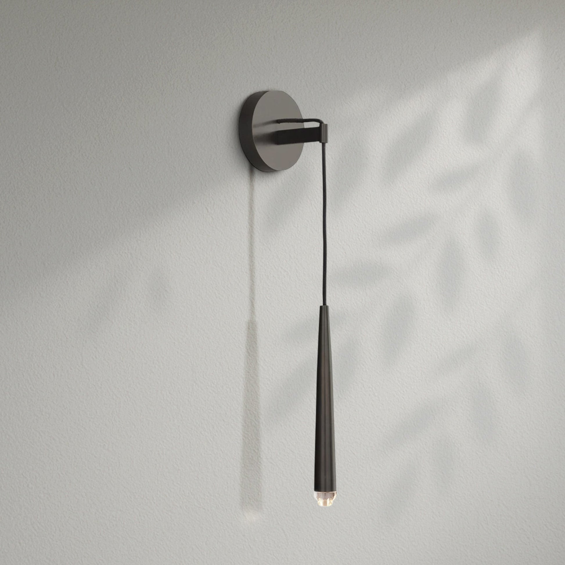 Aquitains Grand Sconce - Lightings Menu