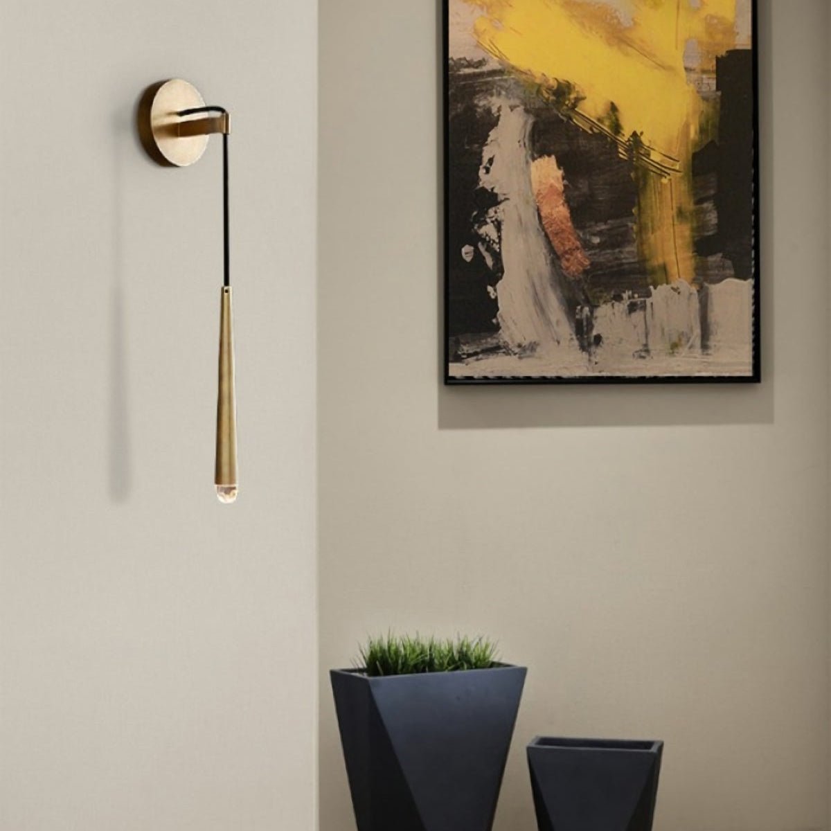 Aquitains Grand Sconce - Lightings Menu