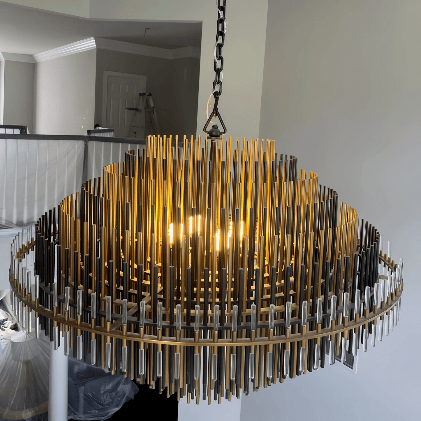 Emilo Sculpture Round Chandelier - Lightings Menu