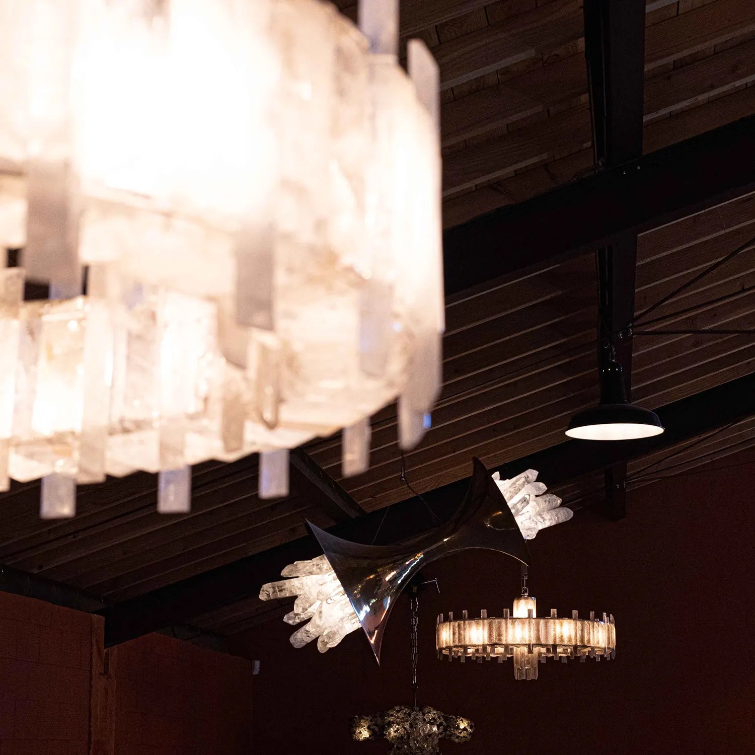 Saturn chandelier - Lightings Menu