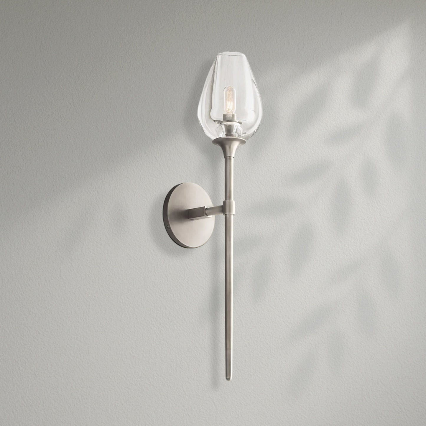 Tulips Grand Sconce - Lightings Menu